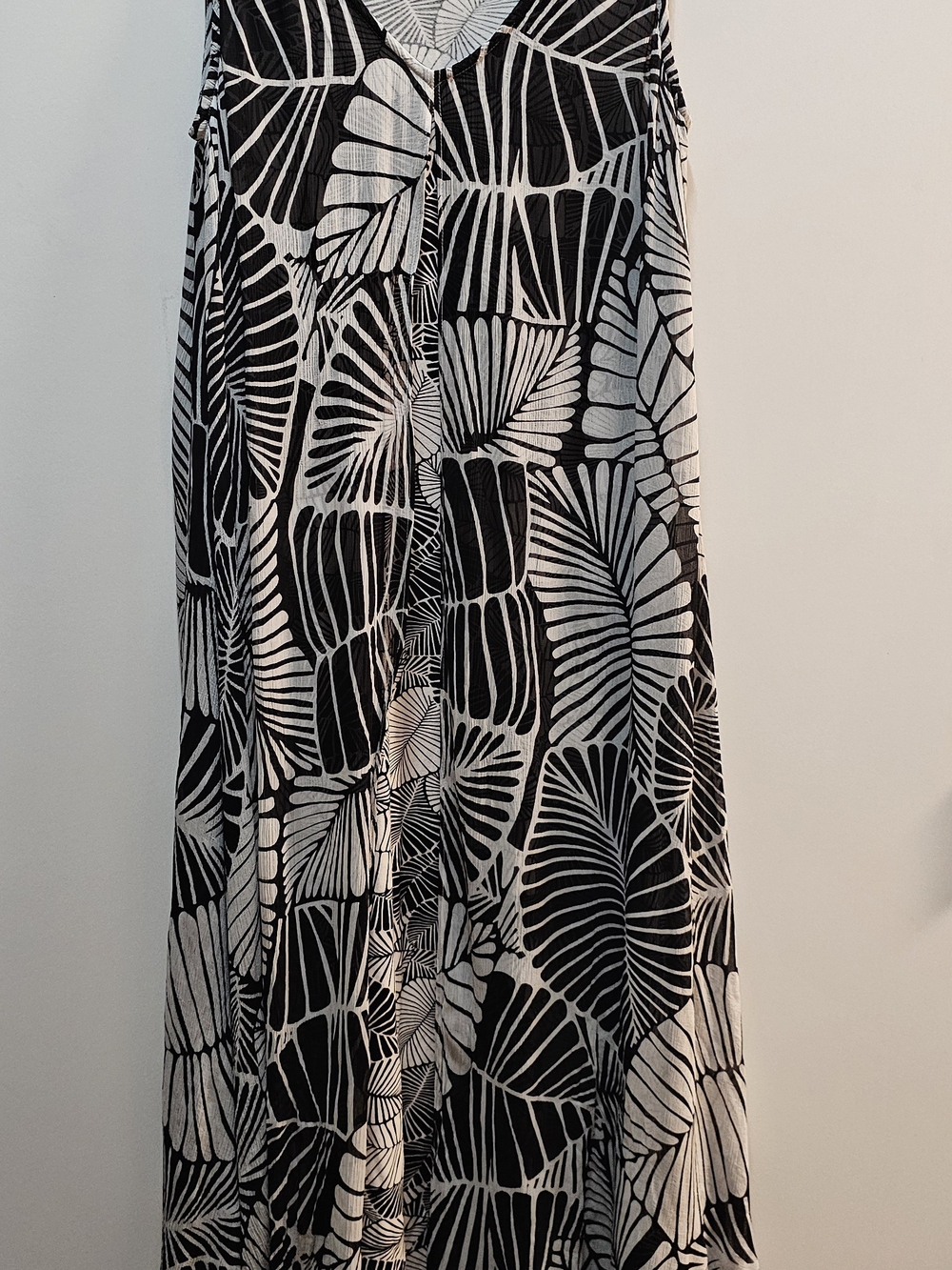 Soft Surroundings Black and White Botanical Maxi Skirt